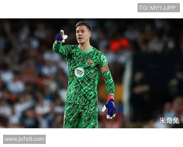 特尔施特根：从守门员到球队灵魂的华丽蜕变与传奇之路